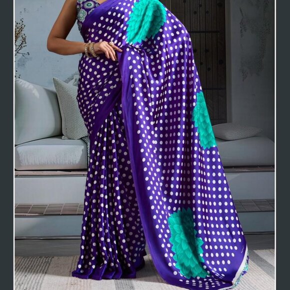 AJRAKH SAREE - Picture 1 of 7